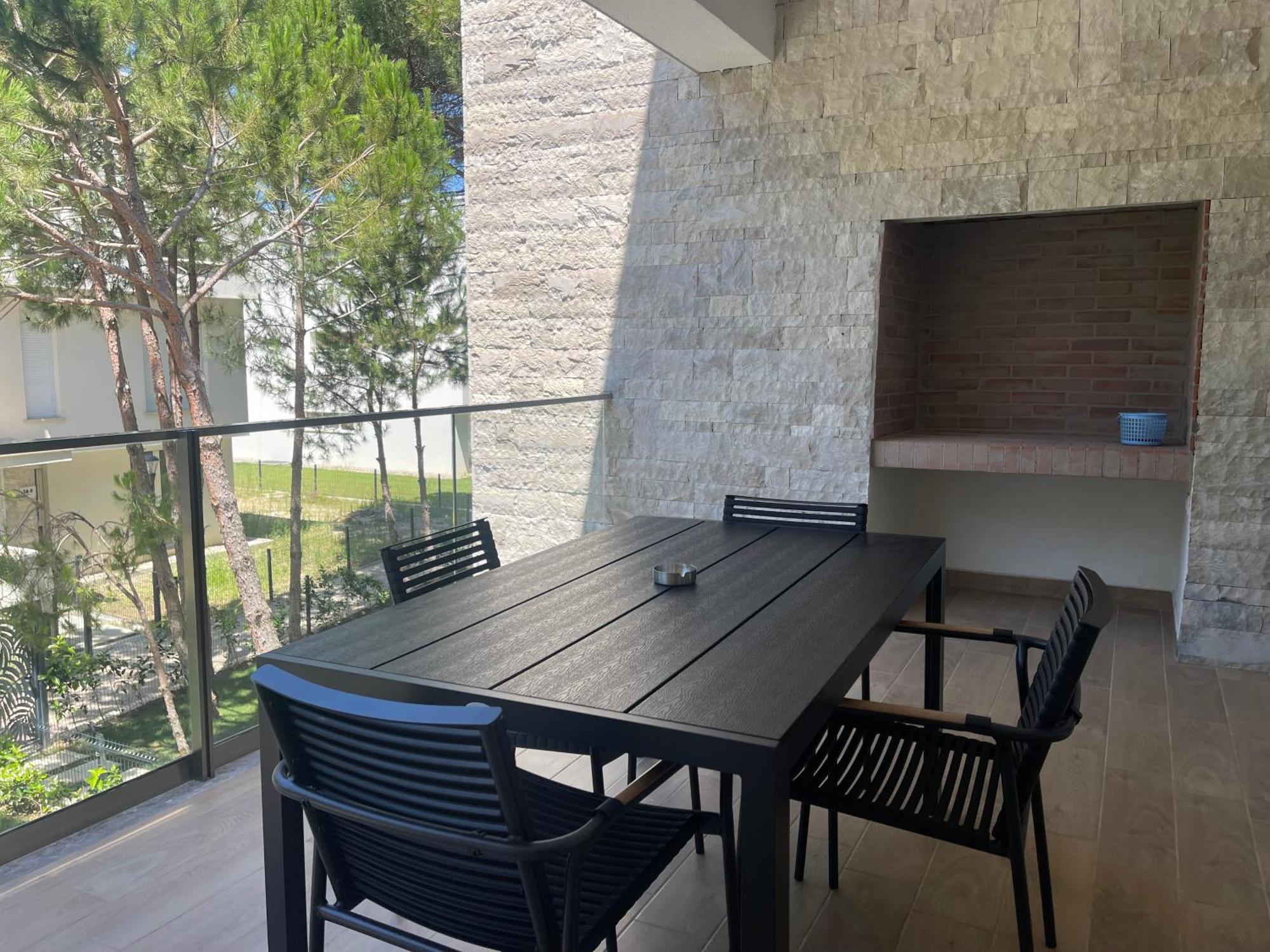 Eme Apartments - Kompleksi San Pietro, Gjiri I Lalzit Δυρράχιο Εξωτερικό φωτογραφία